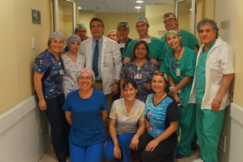 Thumbnail - Hospital San Carlos y MATER operarán a 25 niños en lista de espera